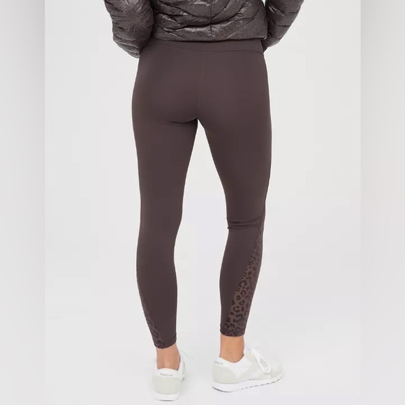 Aerie OFFLINE Espresso Kiss High Waisted Leopard Mesh 7/8 Leggings - XS - Picture 4 of 8